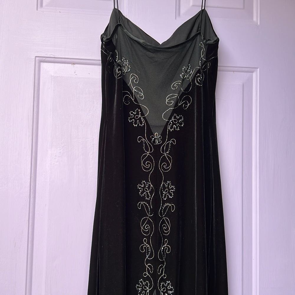 Gorgeous Black Stretch Gown